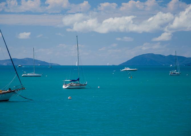 Airlie Beach Cruises