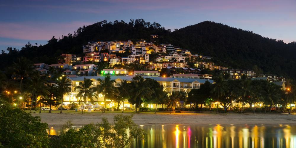 airlie beach bucks and hens party ideas